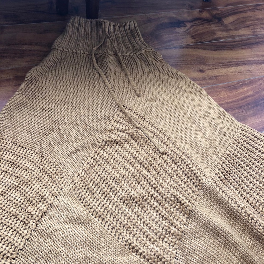 Camel capes